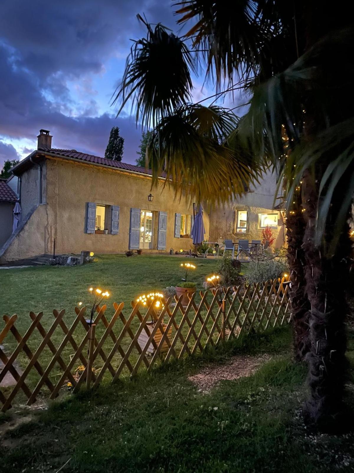 La Bastide Acomodação com café da manhã Armous-et-Cau Exterior foto